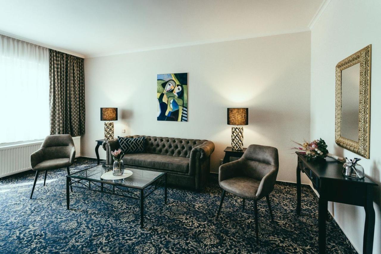 Landhotel Classic Oranienburg Bagian luar foto