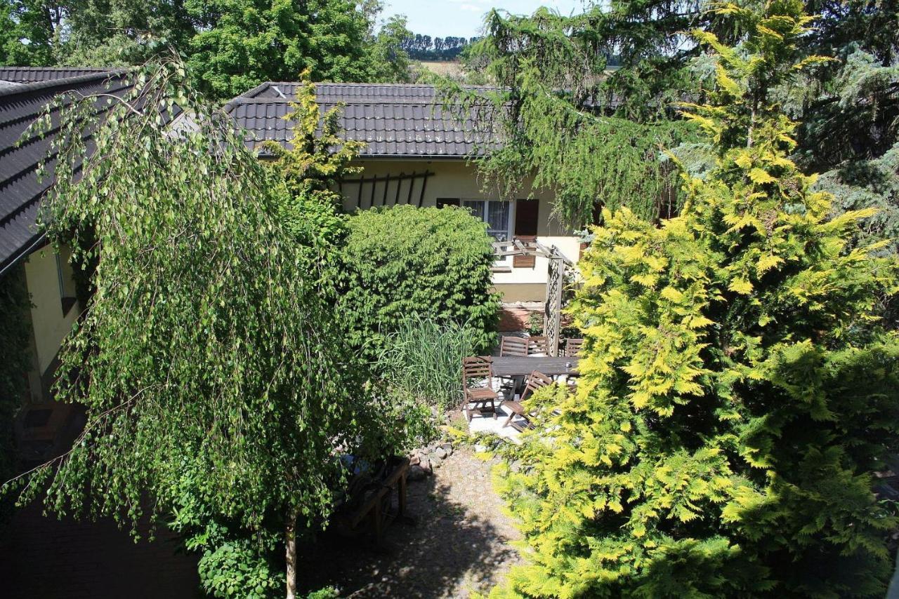 Landhotel Classic Oranienburg Bagian luar foto